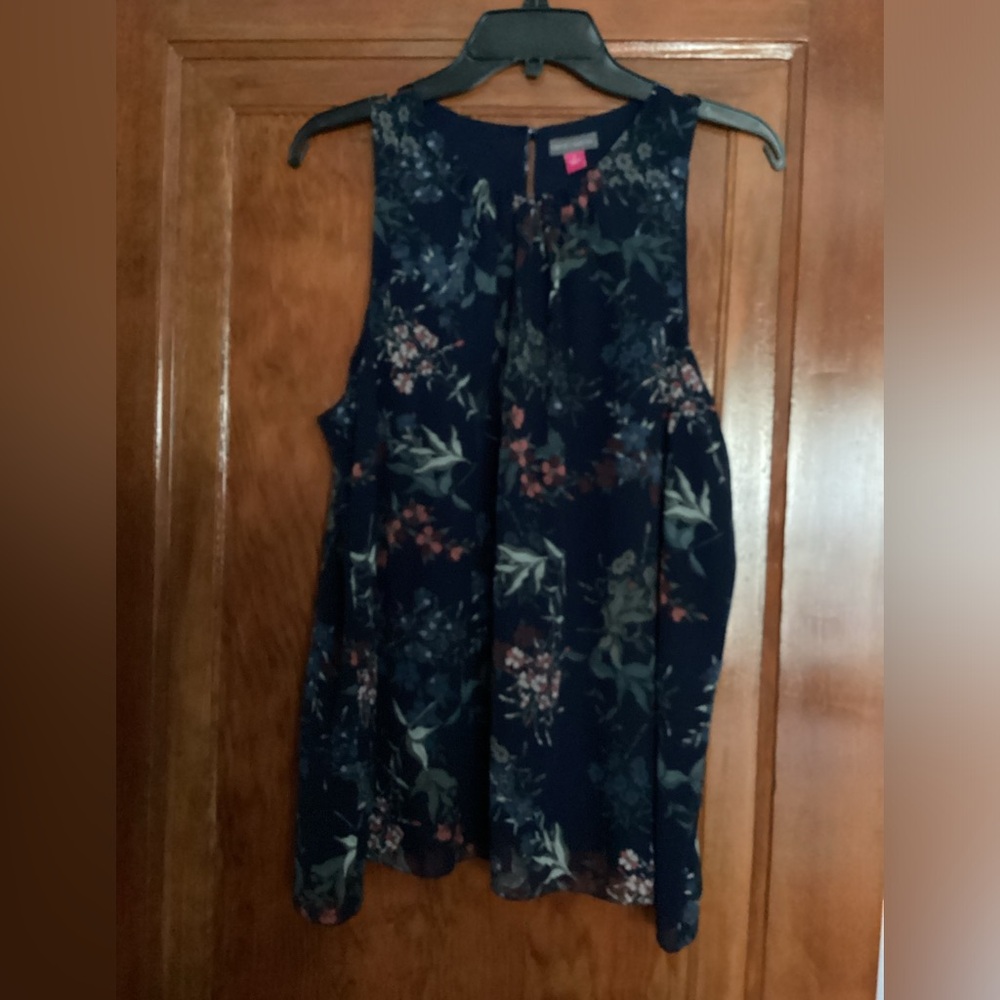 Lovely Vince Camuto dark blue flower print sleeveless shirt.  Size L.